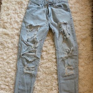 Light Denim Ripped Boyfriend Jeans (Forever 21)
